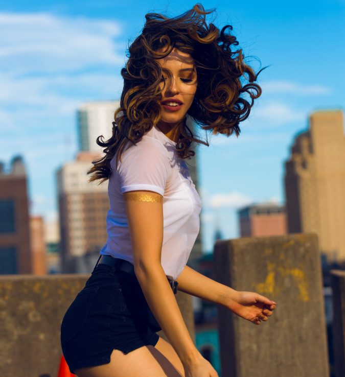 Woman Wearing White Shirt Standing Photo